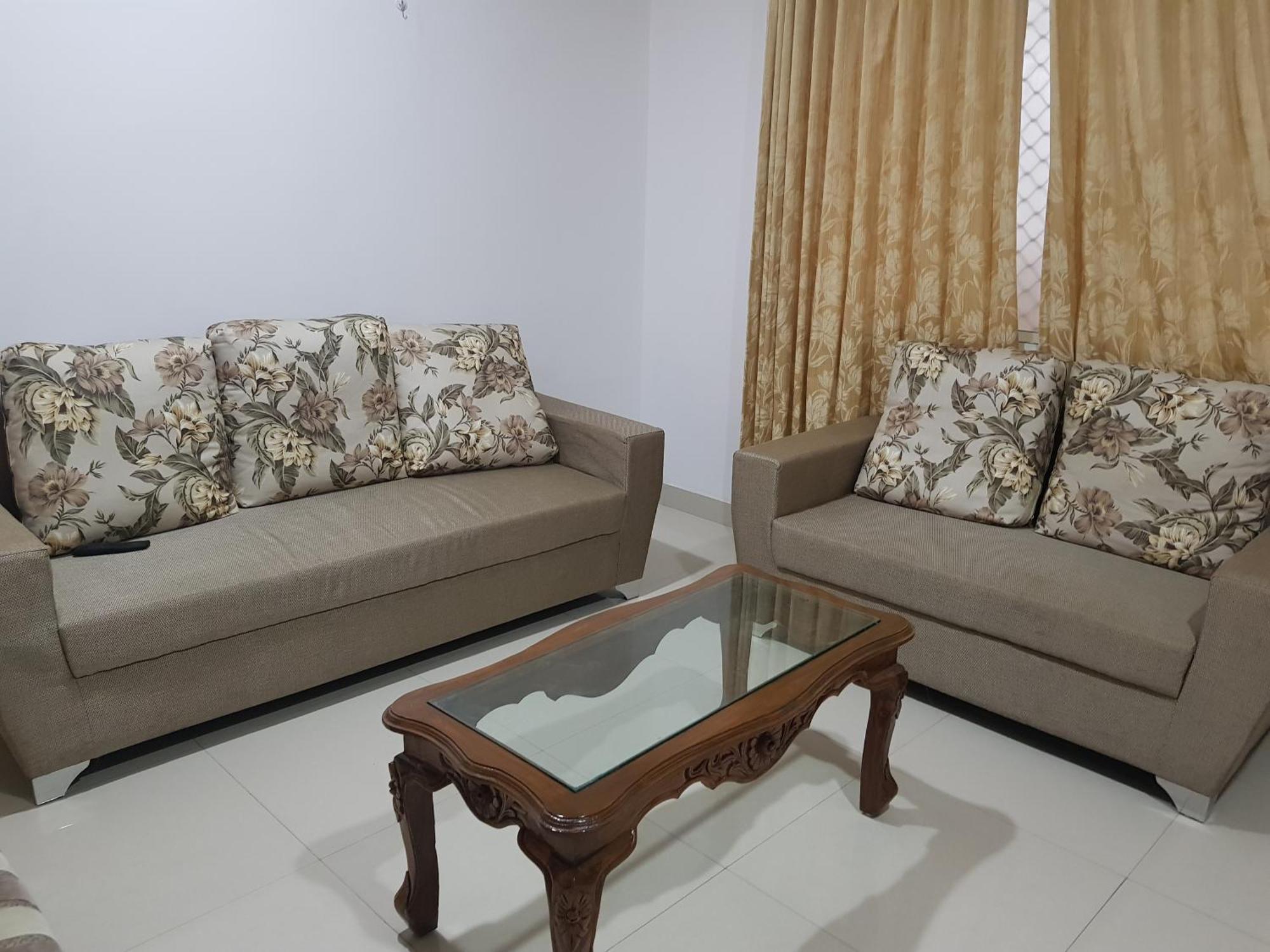 Saba Executive Rooms And Apartments Haïdarabad Extérieur photo